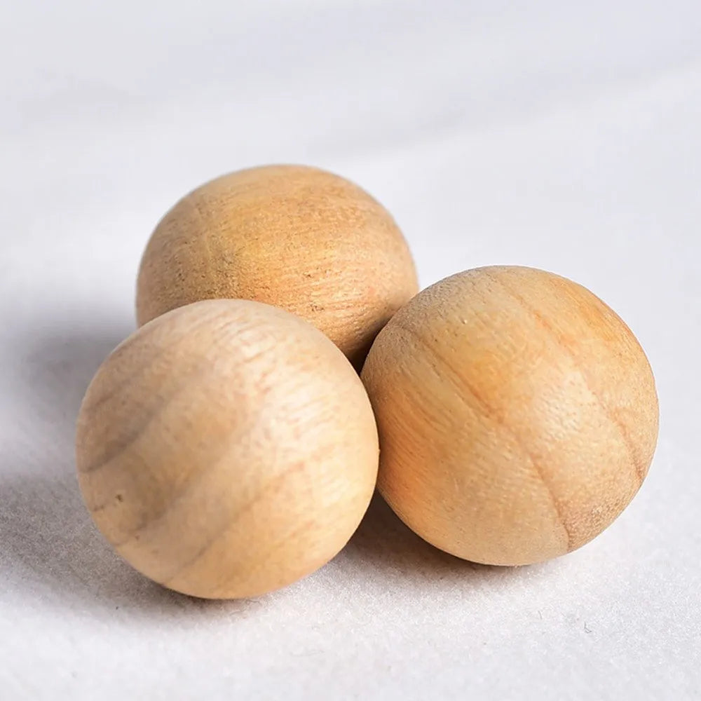 Cedar moth repellant balls - Pack of 20